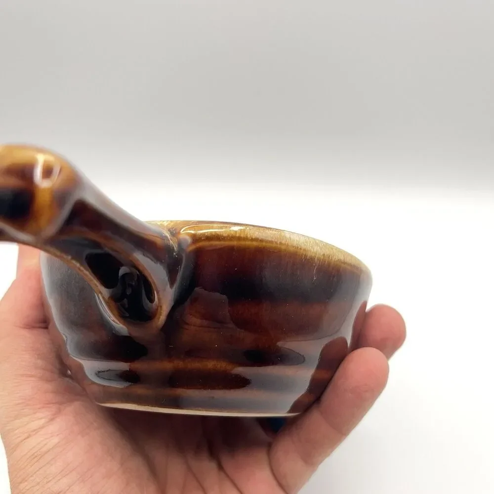 BROWN DRIP GLAZED POTTERY, HULL SOUP, CHILI BOWL W/HANDLE, USA, OVEN PROOF